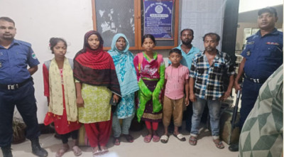 সাতক্ষীরা সীমান্ত দিয়ে ফেরত আসা ১৮ বাংলাদেশিকে পরিবারের কাছে হস্তান্তর